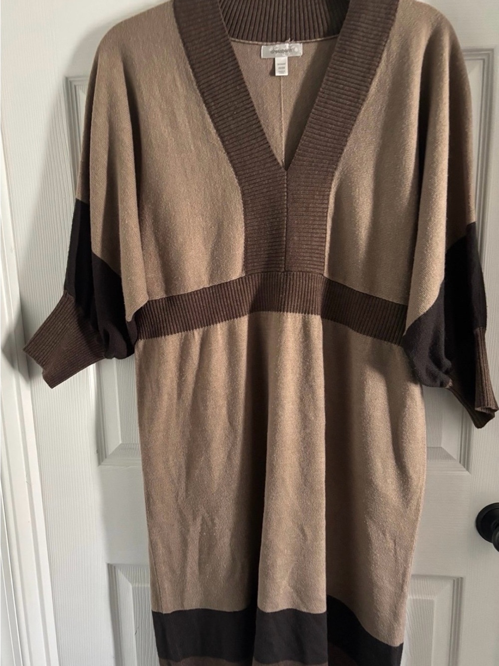 DressBarn’s Taupe and Chocolate Brown V-Neck Knit Sweater Dress Size 22/24